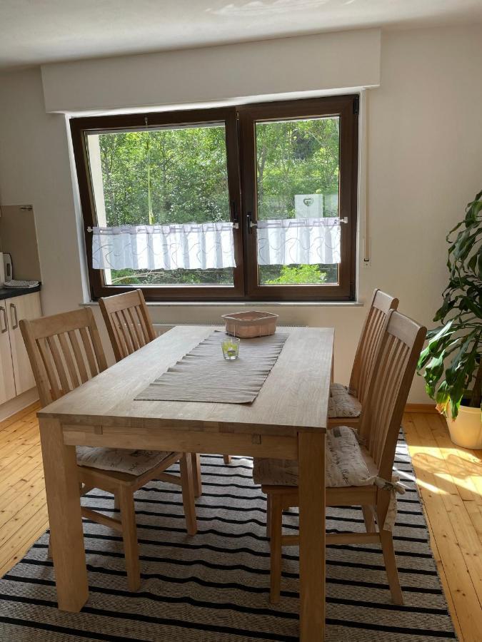 Ferienwohnung Am Elzbach 몬레알 외부 사진